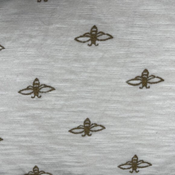 NWOT Ann Taylor Misses Large Bee Print Tee - Picture 3 of 3